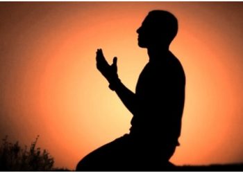 Amalkan ayat kursi, sangat banyak manfaatnya dan menghindarkan kita dari api neraka