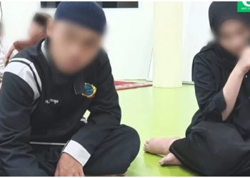 Heboh, Digrebek Warga Seorang Marbot Ketahuan ‘Kuhup’ Pacar di Kamar Masjid, Eh Si Cowok Emank Hobby Begituan!