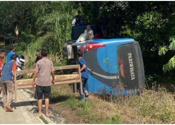 Bus Rombongan SMAN 2 Tanjung Tabalong Terguling di Muara Koman Kaltim