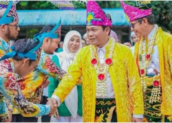 Sisakan PDIP dan PKB, Baru Paslon Petahana Abdul Hadi-Fauzi yang Daftar ke KPU Balangan