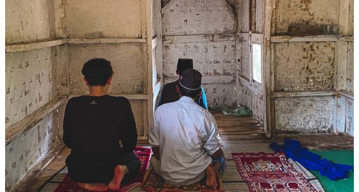 Inilah Bacaan Sholat dan Artinya, Hapali Biar Khusyu!