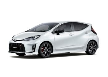 Toyota Aqua, Si Mungil yang Hadang Laju Mocin..?