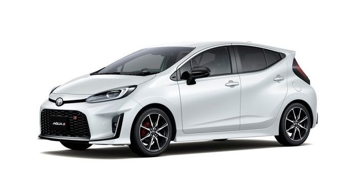 Toyota Aqua, Si Mungil yang Hadang Laju Mocin..?