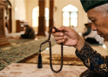 Bacalah Zikir Ini 100X Saban Hari, Agar Terhindar dari Kemiskinan dan Teman Sepinya Kuburan Kelak