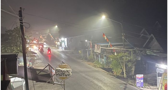 Kabut Asap Kepung Tabalong Sejak Sore dan Makin Pekat Minggu Malam Ini